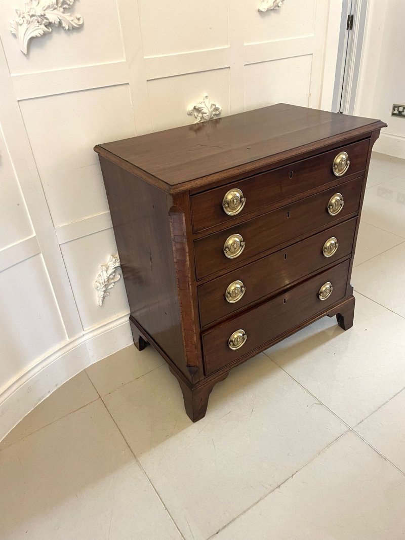 Small Antique George III Quality Mahogany Chest of Four Drawers - Image 7